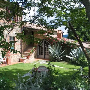  Alloggio per agriturismo Podere La Montalla Italia